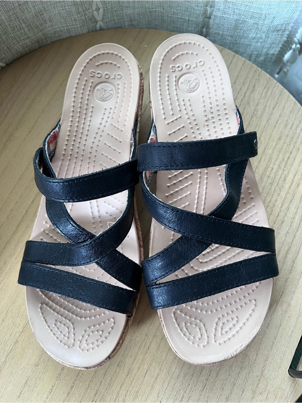 CROCS Black Crisscross Strap Women's Sandal